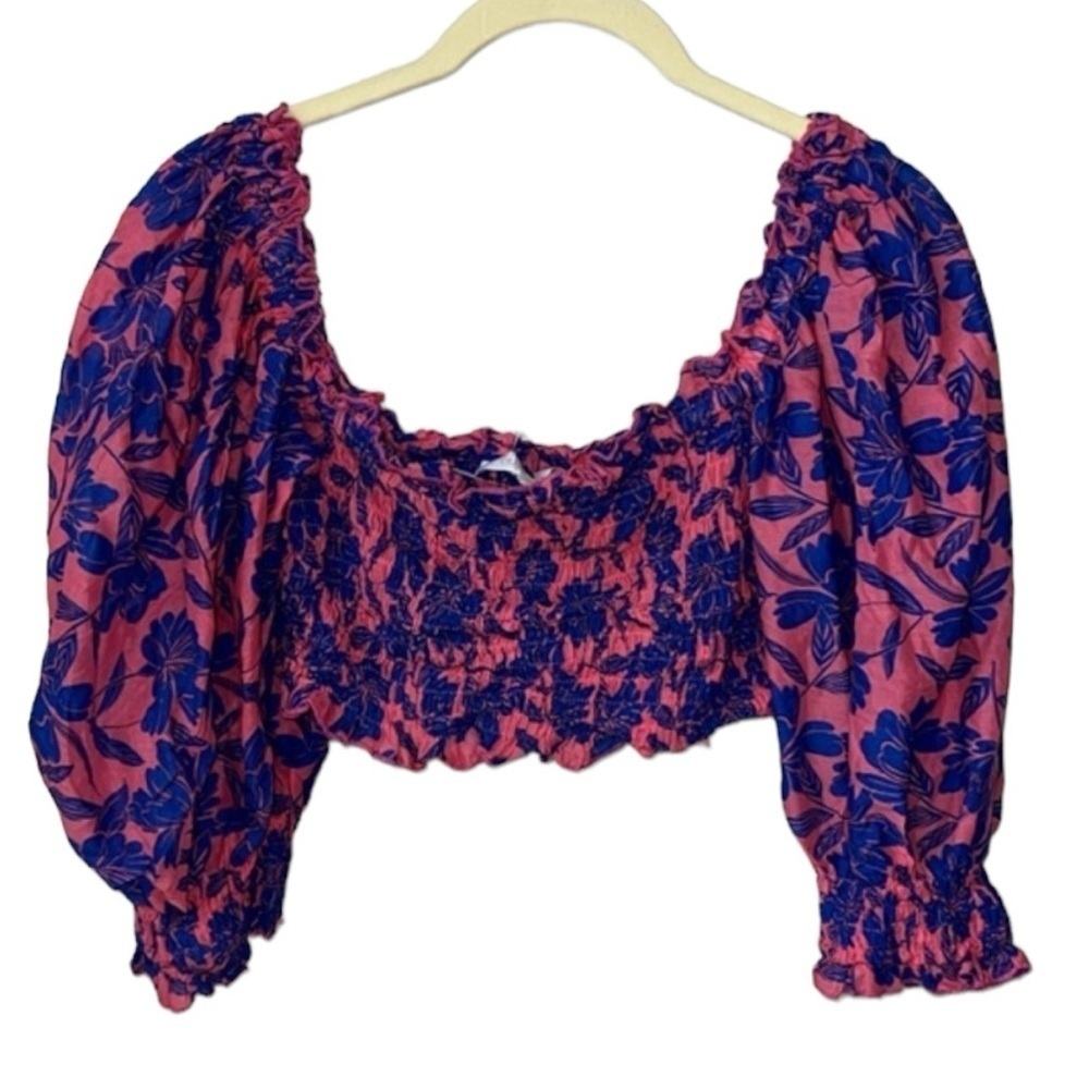 Olivaceous Floral Smocked Pink And Blue Crop Top Size L